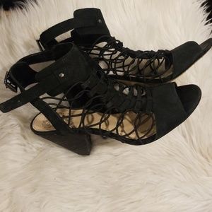 Vince camuto black sandals